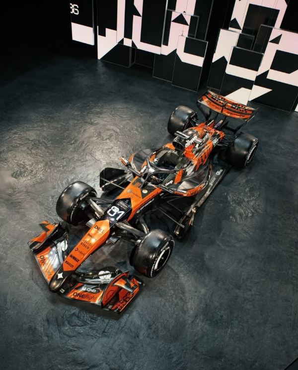 McLaren Pamer Livery Spesial