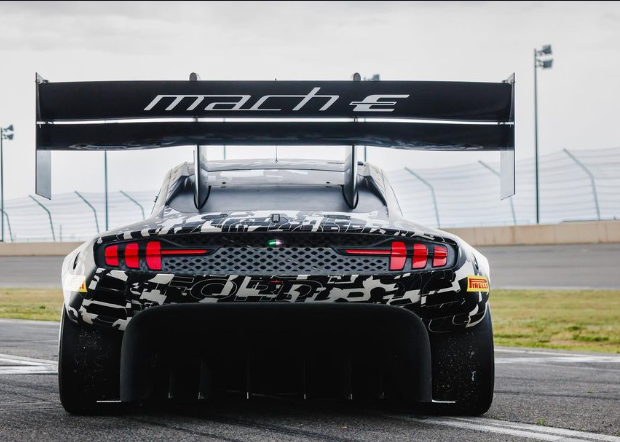 Ford Super Mustang Mach-E, Mobil Listrik Balap yang Mengalahkan Formula E